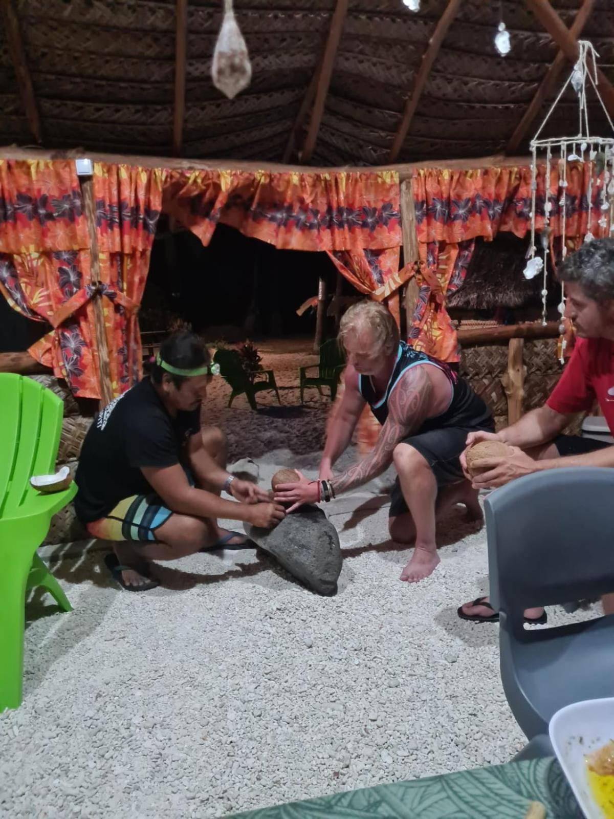 Poemanahere Island Camping A Maupiti Te-Fare-Arii Exteriör bild